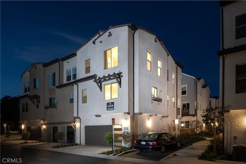 32040 Paseo Vienta, San Juan Capistrano, CA, 92675-2776 | Card Image