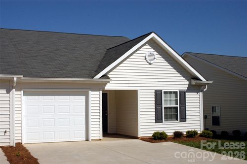 144 Springwood Ln, Mooresville, NC, 28117-9301 | Card Image