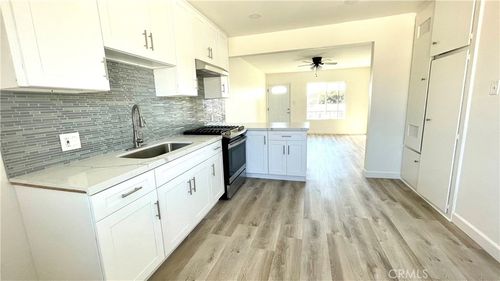 apt-c-8709 Lyndora St, Downey, CA, 90242-4530 | Card Image