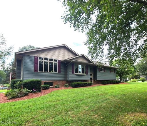 67821 Tulane Rd, Saint Clairsville, OH, 43950-9734 | Card Image