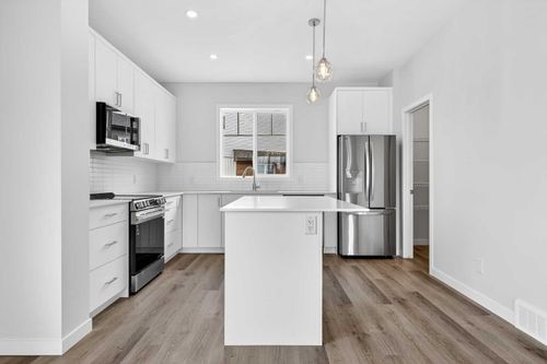 206-28 Red Embers Plaza Ne, Calgary, AB, T3N2W1 | Card Image
