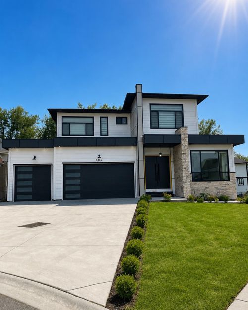 8462 Lily Pl, Chilliwack, BC, V4Z0E5 | Card Image