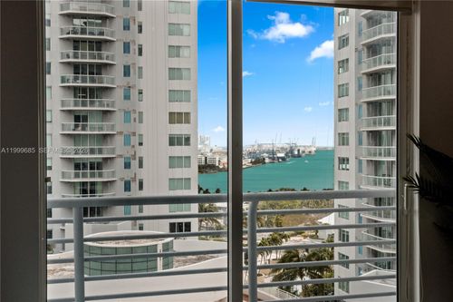 apt-1704-234 Ne 3rd St, Miami, FL, 33132-2272 | Card Image