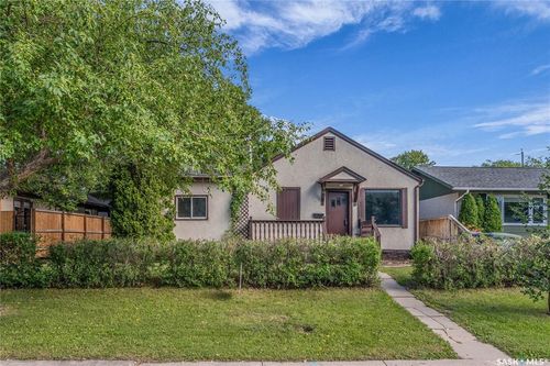 105 Dunlop St, Saskatoon, SK, S7N2B6 | Card Image