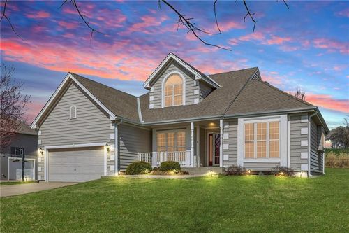 6 Timber Creek Dr, Platte City, MO, 64079-8184 | Card Image