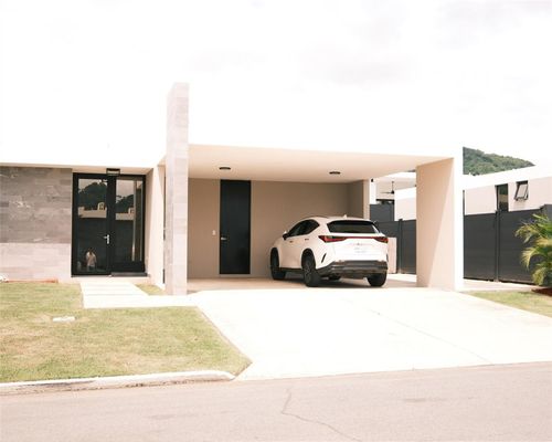201 Calle Guadiana, Caguas, PR, 00725 | Card Image