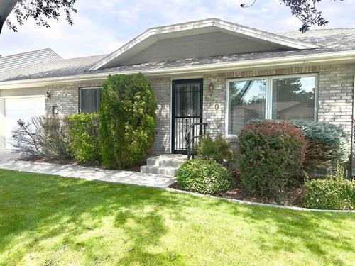 620 Buckingham Dr, Twin Falls, ID, 83301-4483 | Card Image