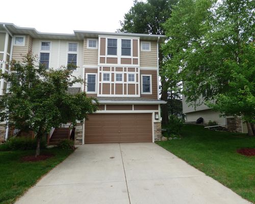 1907 Red Maple Ln, Northfield, MN, 55057-4871 | Card Image