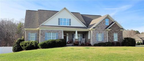 245 Centenary Ridge Dr, Clemmons, NC, 27012-7476 | Card Image