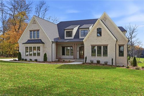 7920 Valleyview Dr, Clemmons, NC, 27012-9659 | Card Image