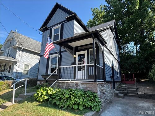 33 Oliver St, Lockport, NY, 14094-4615 | Card Image