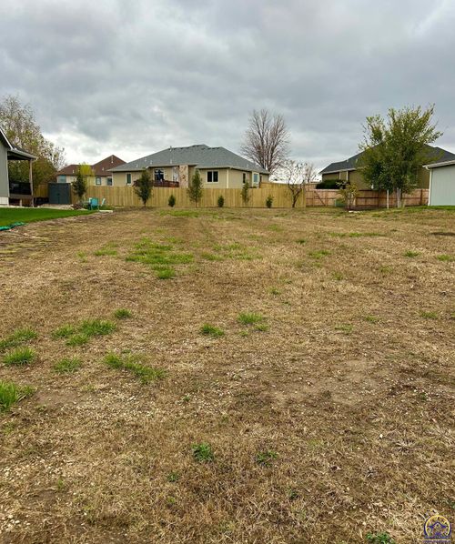 0000 24th Ter, Topeka, KS, 66614 | Card Image