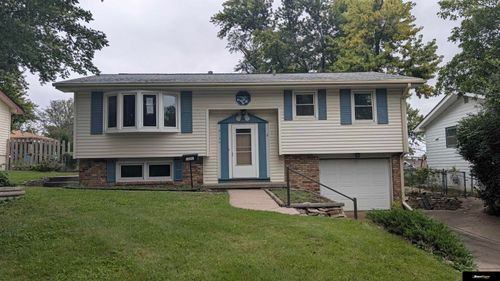 9134 Taylor St, Omaha, NE, 68134-4059 | Card Image