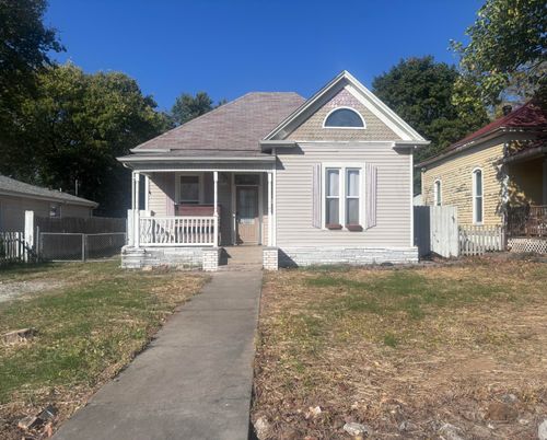 1031 N Sherman Avenue, Springfield, MO, 65802 | Card Image