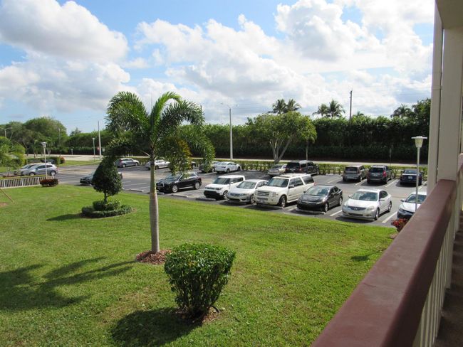 310 Brighton H, Condo with 2 bedrooms, 2 bathrooms and null parking in Boca Raton FL | Image 5