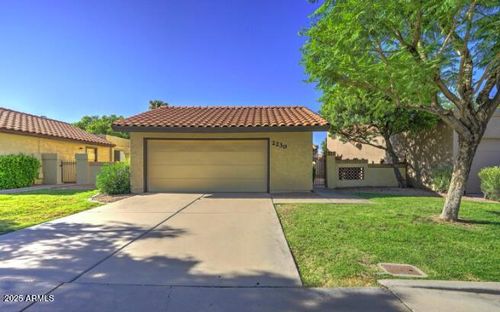 2230 E Flossmoor Ave, Mesa, AZ, 85204-5333 | Card Image