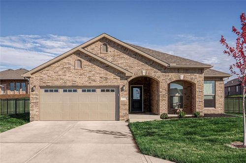 6751 Arapahoe Dr, Shawnee, KS, 66226-3215 | Card Image