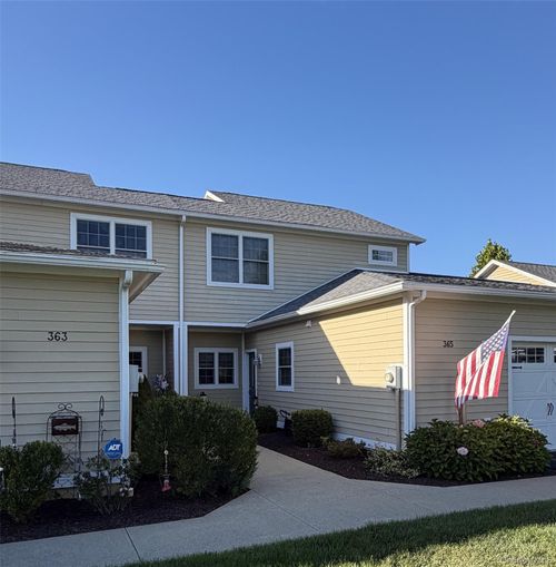365 Ivy Trl, Rhinebeck, NY, 12572-7006 | Card Image