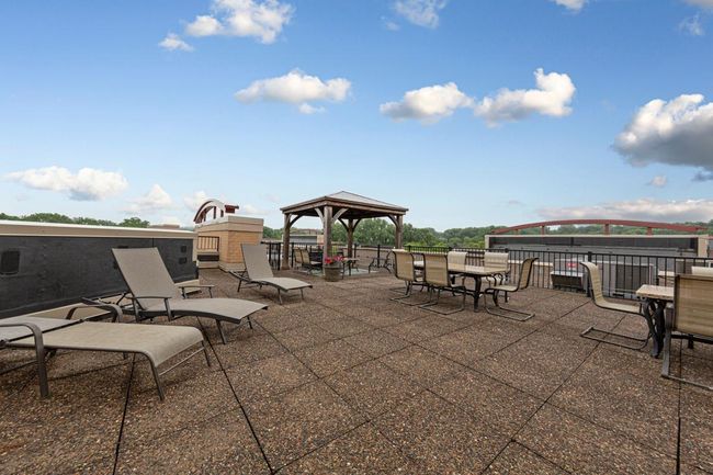 Enjoy the rooftop | Image 19