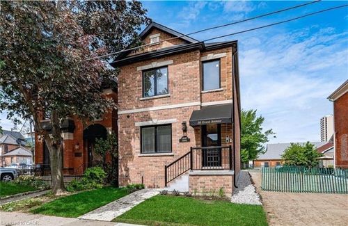 1-36 Grant Ave, Hamilton, ON, L8N2X5 | Card Image