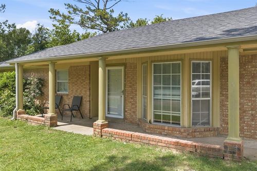 1310 E Lawrence Street, Wynnewood, OK, 73098 | Card Image