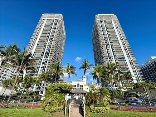 apt-2106-4779 Collins Ave, Miami Beach, FL, 33140-3255 | Card Image