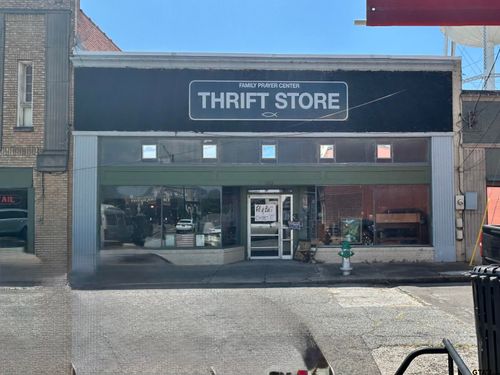 103 N Jackson St, Henderson, TX, 75652-3115 | Card Image