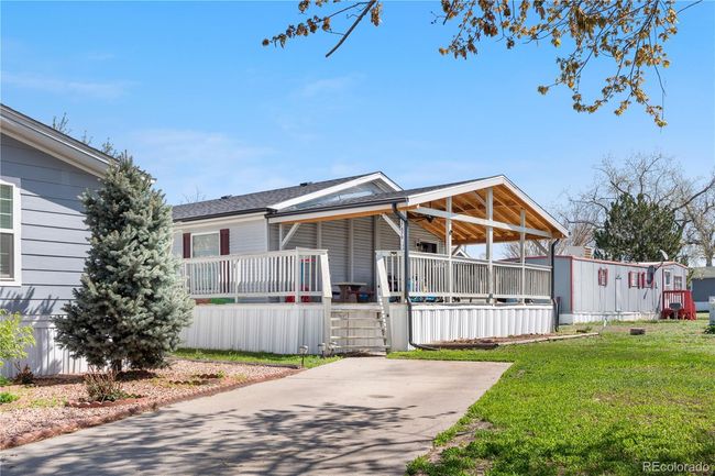 17479 E Coolidge Pl, Home with 3 bedrooms, 2 bathrooms and 1 parking in Aurora CO | Image 22