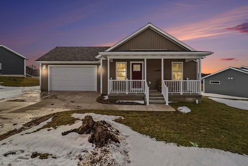 261 Stonecrest Dr, Shelby, MI, 49455-9234 | Card Image