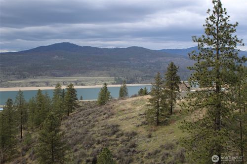 42195 Miles Creston Rd N, Davenport, WA, 99122-8857 | Card Image