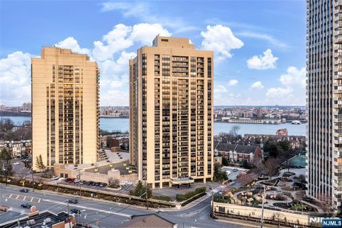 800 Palisade Ave, Fort Lee, NJ, 07024-4193 | Card Image
