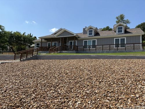 507 Winged Foot Ln, Kerrville, TX, 78028-6508 | Card Image