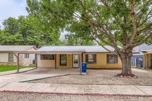 11718 Casa Pinto St, San Antonio, TX, 78233-6434 | Card Image