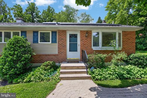 527 Oriole Dr, WEST CHESTER, PA, 19380-1038 | Card Image