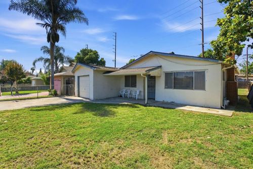 1835 E Anderson St, Stockton, CA, 95205-7008 | Card Image