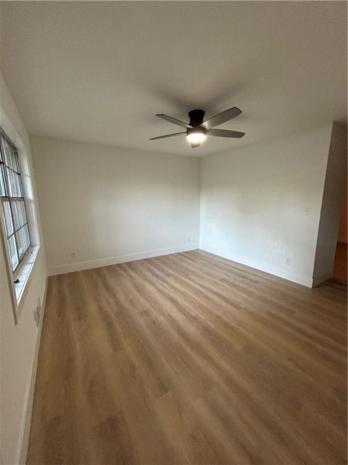 1270 Morrow Rd, Morrow, GA, 30260-1653 | Card Image