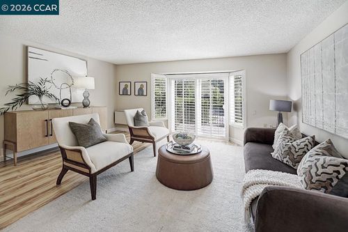 6-3317 Tice Creek Dr, Walnut Creek, CA, 94595-3729 | Card Image