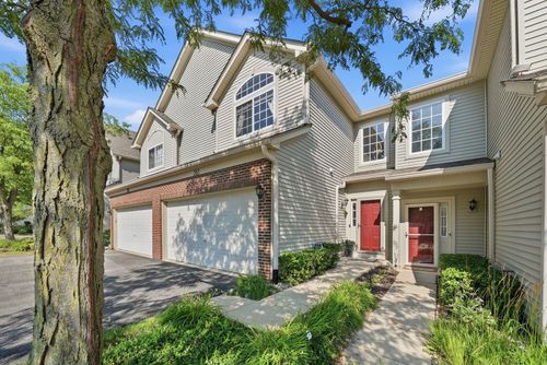 383 Jamestown Ct, Aurora, IL, 60502-6472 | Card Image