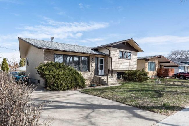 1406 26 Street Se, Home with 3 bedrooms, 1 bathrooms and 2 parking in Medicine Hat AB | Image 33