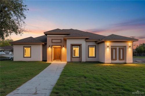 1085 S 12th St, Raymondville, TX, 78580-3203 | Card Image