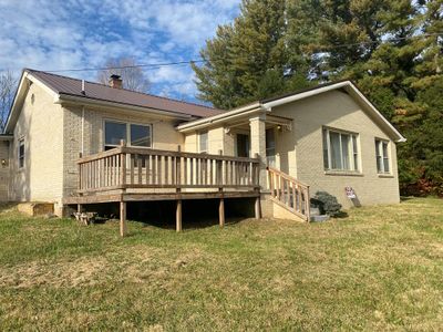 29301 Gov Gc Peery Hwy, House other with 3 bedrooms, 2 bathrooms and 3 parking in North Tazewell VA | Image 1