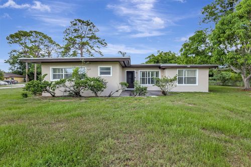 3701 Avenue S, Fort Pierce, FL, 34947-5644 | Card Image