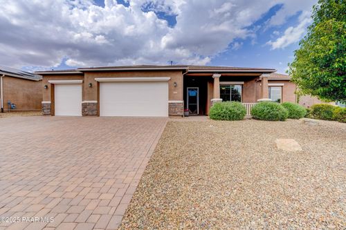 7095 E Prairie Ridge Rd, Prescott Valley, AZ, 86315-9222 | Card Image