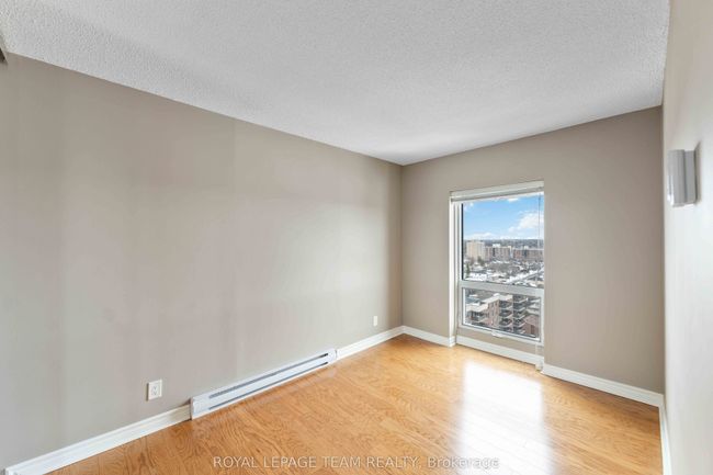 1601 - 1195 Richmond Rd, Condo with 3 bedrooms, 2 bathrooms and null parking in Ottawa ON | Image 13