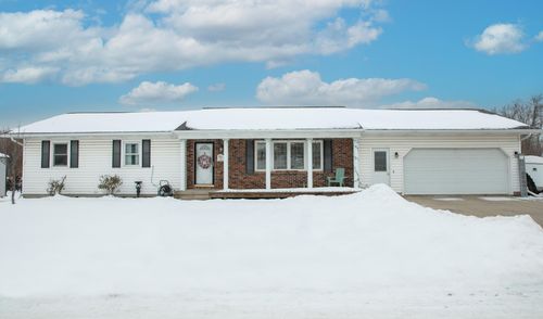 906 Beaver St, New Hartford, IA, 50660-7705 | Card Image