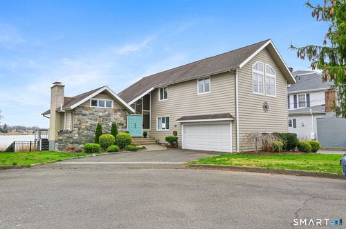 580 Housatonic Ave, Stratford, CT, 06615-6026 | Card Image