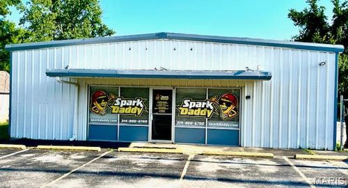 3202 W Osage St, Pacific, MO, 63069-3435 | Card Image