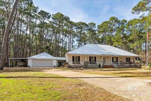 811 Ingraham Pl, Dauphin Island, AL, 36528-4410 | Card Image