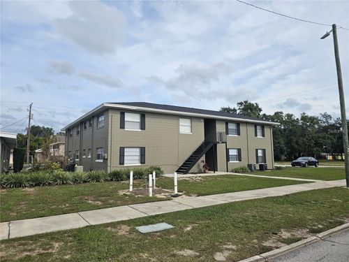 131 Avenue B Ne, WINTER HAVEN, FL, 33881-4525 | Card Image