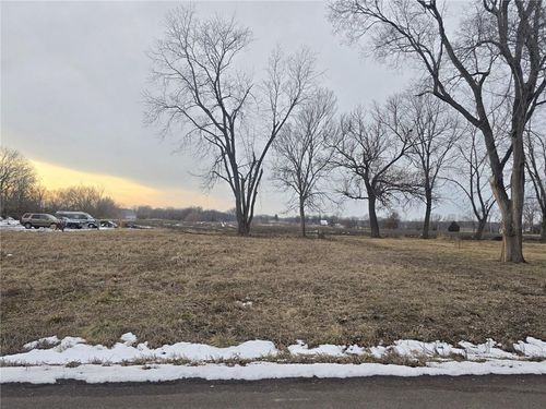 601 Broadway Street, East Lynne, MO, 64743 | Card Image